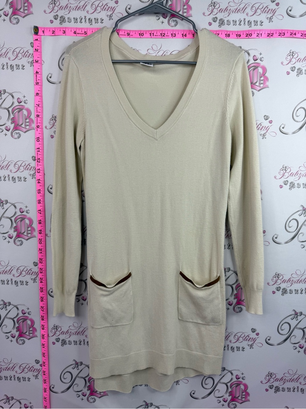 Vero Moda Cream V-Neck Long Sleeve Tunic Sweater with Brown Trim Pockets